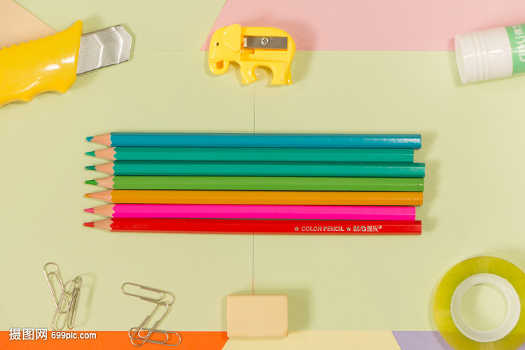 創(chuàng)業(yè)文具擺拍 解鎖辦公桌上的無(wú)限可能